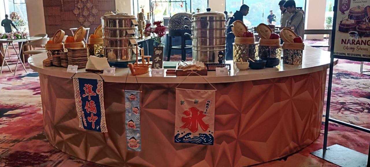 Sushiya Japanese dimsum station at Taj